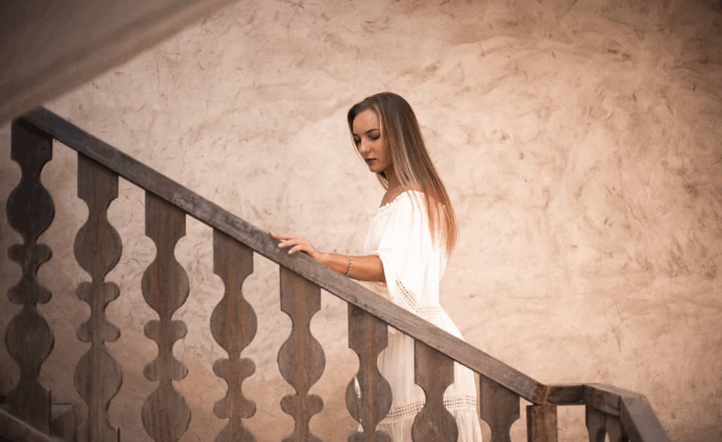 What to Wear for a Photoshoot in Dubai: Style Tips for Men, Women, and Families
